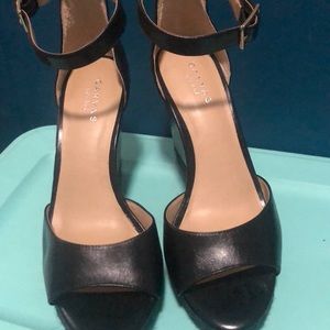 Canvas by lands ends  Black wedges.
